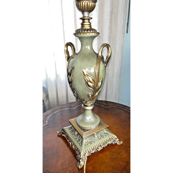 Antique French Victorian Art Deco Set Of 2 Hand Painted Lily Floral Lamps Works - Picture 4 of 16